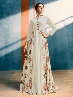 Indian Dress Patterns, Gaun Fashion, Designer Gown, Mode Abaya, Indian Gowns Dresses, Indian Gowns, Silk Gown, Gowns Online, Dresses Indian