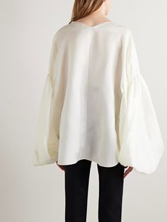 KHAITE Quico oversized silk blouse | NET-A-PORTER Silk Outfits, White Silk Blouse, Silky Shirt, Billowy Sleeves, Classic Feminine, Edgy Chic, Chic Clothing, Silk Slip, White Silk