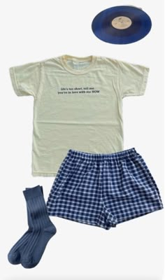 Pajama Outfits Aesthetic, Cute Pajama Outfits, Aesthetic Hacks, Pajamas Aesthetic, Cute Pajama, School Homework, Cute Pjs, Pajama Outfits, Cute Pajama Sets