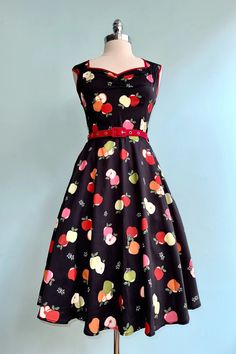 Sleeveless Black Rockabilly Dress, Rockabilly Skull Dress Plus Size, Red Sleeveless Rockabilly Dress, Rockabilly Sleeveless Polka Dot Dress, Betsy Johnson Fruit Dress, Modern Millie, Apple Print, Apple Dress, Apple Prints