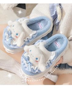 Comfortable Indoor Slippers With Soft Sole, Cute Winter Slippers With Plush Lining, Comfy Indoor Slippers With Soft Sole, Casual Winter Slippers With Soft Sole, Cozy Indoor Slippers With Round Toe, Kawaii Soft Slippers With Round Toe, Cute Soft Indoor Slippers, Kawaii Round Toe Indoor Slippers, Cute Winter Slippers With Soft Sole