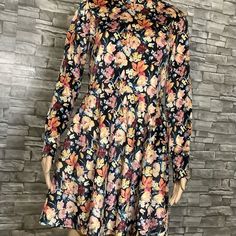 New Without Tags, Casual Velvet Dress With Long Sleeve, Floral Print, Back Button Closure. Perfect For Spring Time.B: 17” W: 16” L: 35”Sleeve L: 23” (W307) Velvet Dress, Floral Print Dress, Print Dress, Floral Prints, Velvet, Mini Dress, Womens Dresses, Long Sleeve, Dresses