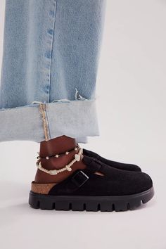 Boston Chunky Birkenstock | Free People Boston Chunky Birkenstock, Everyday Shoes Women, Chunky Birkenstock, Platform Birkenstock, Copenhagen Outfits, Chunky Clogs, Clog Outfit, Slow Clothing, Birkenstock Style