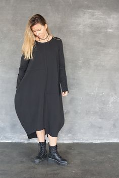 Feel free and comfy in this black sweatshirt dress. We want to make sure you will love our products.. So.... We offer custom fitting without any extra charge, simply send us your measurements (height, across shoulders, bust, chest, waist, hips) Composition- 100% Cotton Size guide S Bust: 86-89cm, Waist: 66-69cm, Hips: 94-97cm M Bust: 90-93cm, Waist: 70-73cm, Hips: 98-101cm L Bust: 94-102cm, Waist: 74-82cm, Hips: 102-109cm *For best results, dry clean only or wash at low temperature. **Please loo Pink Jersey Dress, Black Sweatshirt Dress, Jersey Dress Black, Black Jersey Dress, Black Linen Dress, Pink Summer Dress, Summer Linen Dresses, Black Peplum, Black Tunic