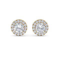 Estos Nova - Rounds son una moda perfecta para todos los días. Combinando facetas talladas por expertos y un atractivo atemporal, estos aretes combinan a la perfección con otras piezas de joyería para una elegancia cotidiana. Exquisite Diamond Cluster Earrings For Formal Occasions, Elegant Cubic Zirconia Cluster Earrings With Halo Design, Luxury Cluster Earrings With Brilliant Cut For Gifts, Luxury Brilliant Cut Cluster Earrings As Gift, Exquisite Cubic Zirconia Halo Earrings, Classic Gold Cubic Zirconia Earrings, Elegant Cubic Zirconia Cluster Earrings With Halo Setting, Exquisite Halo Design Cubic Zirconia Earrings, Luxury Diamond White Earrings With Halo Design