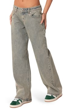 Baggy Jeans Low Waisted, Cute Bottoms For Women, Washed Jeans Outfit, Low Baggy Jeans, Acid Wash Jeans Outfit, Washed Out Jeans, Edikted Jeans, Straight Baggy Jeans, Baggy Straight Leg Jeans