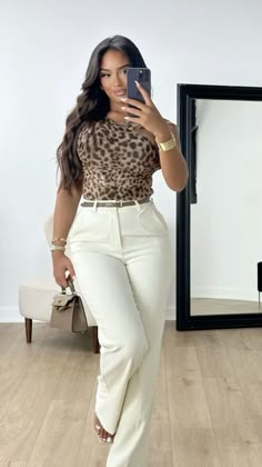 leopard print top fit inspo. Printed Top Outfit, Mode Gossip Girl, Best Fall Outfits, Cute Work Outfits, Business Casual Outfits For Work