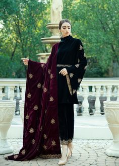 Black velvet Jacket with dabka, tilla and zardozi work on the sleeves, cigarette pants and Belt A very chic and trendy outfit for the winter weddings or festivities (Includes jacket, Pants and Belt) Match Velvet, Beautiful Evening Gowns, Black Velvet Jacket, Zardozi Work, 3 Piece Outfit, Pakistani Couture, Velvet Shawl, Velvet Dress Designs, Dressing Ideas