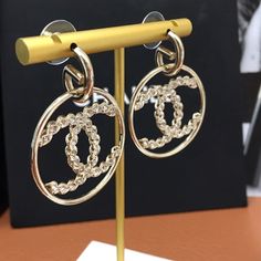 PRODUCT��DETAILS Includes Shipping bags, dustbag sleeper, care manual, booklet, tag.Material: 14k white gold over stainless steel Full Ear Earrings, Logo Y, Replica Jewelry, Jewelry Heart, Ear Earrings, Luxury Earrings, Louis Vuitton Fashion, Chanel Logo, Dior Jewelry