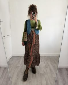 Colorful Whimsigoth Outfits, Sophie Seddon, Whimsigoth Fashion, Hozier Concert, Boho Winter Outfits, Aw 2024, Teacher Fits, Emo Phase, Aesthetic Styles