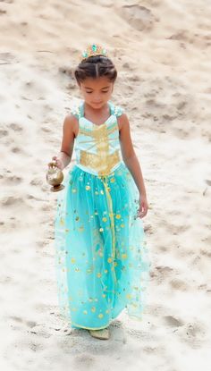 Jasmine Girls Dress Jasmine Outfit Jasmine Costume Disney Jasmine Aquamarine Princess 2019 Jasmine From Movie 2019 Disney Jasmine Costume - Etsy Sweden Tinkerbell Costume Kids, Jasmin Disney, Disney Jasmine Costume, Crown And Veil, Jasmine Outfit, Aquamarine Dress, Tinkerbell Costume, Dress With Skirt, Jasmine Princess