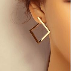 Gorgeous Gold Square Drop Earrings Piercings Aesthetic, Minimalist Earrings Silver, Cheap Earrings, Daily Wear Jewellery, Sweet Earrings, Square Earrings Studs, Square Stud, Square Earrings, Metal Earrings