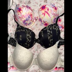 Be Aware There Are 2 Sizes!! First 2 Are 32d Bottom Bra Is 32dd Will Sell Separately First One Has Tags Attached The Other Two Lost Them But They Are New And Unworn All Have The Strap Tag Attached Frozen Yogurt Recipes, Victoria Secret Pink Bras, Sims 4 Toddler, High Key, Yogurt Recipes, Sleep Wear, In My Dreams, Pink Bra, Frozen Yogurt