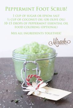 Peppermint Foot Scrub with Essential oils: http://www.miracleessentialoils.com/guide/index.php?affid=370408&c1=PIN&c2=C9-A9&c3= Foot Scrub Recipe, Peppermint Foot Scrub, Diy Spa Gifts, Peppermint Recipes, Scrub Diy, Săpunuri Handmade