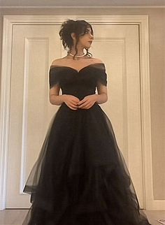 Fitted A-line Tea Length Dress For Gala, Elegant Black A-line Ball Gown, Black A-line Ball Gown For Formal Events, Formal A-line Ball Gown, Black A-line Tulle Evening Dress, Fitted A-line Prom Gown, Black Tulle A-line Evening Dress, Formal A-line Tulle Ball Gown, Black A-line Midi Dress With Fitted Bodice