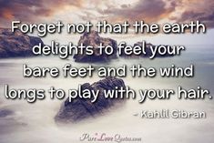 a quote from kahlu gibran about how to play with your hair