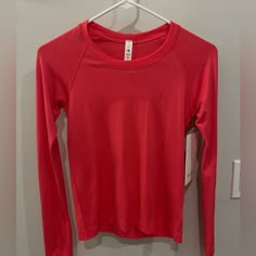 Size 4 New With Tags! Lulu Wishlist, Lululemon Shirts, Things To Ask, Preppy Wardrobe, Lululemon Swiftly Tech Long Sleeve, Swiftly Tech Long Sleeve