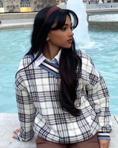 South East Asian Fashion, Black Girls Hairstyles For School, Girls Hairstyles For School, Money Girl, Zip Up Top, Hair Girls, Yellow Hair