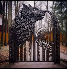 Country Fences, Gate Designs, Entrance Gates Design, Iron Gate Design, Architectural Engineering, Carved Furniture, Relaxation Room