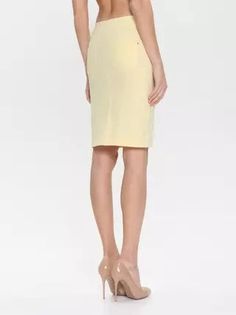 Push-up shaping skirt with elastic waistband for a comfortable and a perfect fit.Моделирующая юбка с эффектом "Push Up" с эластичным поясом, комфортным облеганием и безупречной посадкой по фигуре.Cotton 91%, Elastane 9% Conte - Made in Belarus The basic unit of size for Conte skirts is the height/hip in centimeters. Size and inches added approximately.Базовая единица размера юбок Conte - это рост/обхват бедер в сантиметрах. Размер и дюймы добавлено приблизительно.Approximate Size Chart: 42 (XS) Stretch Mini Skirt For Daywear, Fitted Cotton Mini Skirt With Short Inseam, Summer Lined Elastane Skirt, Summer Skirt With Lined Elastane, Summer Skirt With Lining, Summer Lined Skirt Made Of Elastane, Elegant Non-stretch Pencil Skirt, Elegant Non-stretch Lined Pencil Skirt, Elegant Non-stretch Mini Skirt For Work