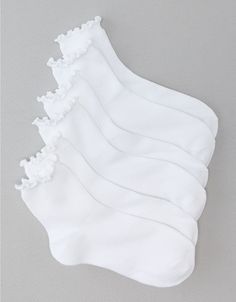 AE Ruffle Trim Boyfriend Sock 3-Pack Ruffle White Socks, White Frilly Socks Aesthetic, Socks With Frills, Cute Lace Socks, Cute Frilly Socks, Cute Ruffle Socks, Socks Coquette, White Ruffle Socks, White Frilly Socks