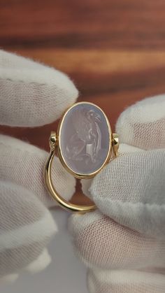 Antique Mens Rings, Intaglio Jewelry, Head Wings, Carved Agate, Lalique Jewelry, Diy Wire Jewelry, An Eagle, Unusual Jewelry, A Lion