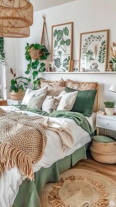 Boho Mid Century Modern Bedroom Ideas, Olive Green Boho Bedroom, Bedroom Boho Ideas, Bedroom Decor Inspiration, Bedroom Green