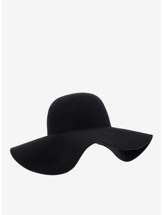 Lesbian Clothing, Witch Outfits, Black Floppy Hat, Lesbian Outfits, Ahs Coven, Bright Moon, Manic Pixie Dream Girl, Corporate Dress, Floppy Hats