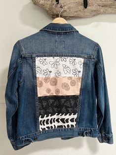 Upcycled Kids Gap jean jacket size L, relaxed fit Craft Ideas For Friends, Nifty Crafts, Diy Denim Jacket, Upcycled Jeans, Diy Denim, Grey Goose, Upcycle Jeans, Denim Diy, Gap Kids