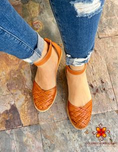 Mexican Leather Huarache sandals with Ankle Strap for Women, Mexican sandals, Mexican Shoes, leather sandals for women de ColoresdeMexicoMX en Etsy Sandals Mexican, Mexican Shoes, Mexican Sandals, Huarache Sandals, Shoes Leather, Sandals For Women, Anaheim, Women's Shoes Sandals, Leather Sandals