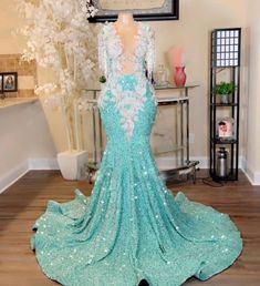 Fitted Sequin Pageant Dress For Prom Season, Green Sequined Dresses For Pageants, Sequined Pageant Dress For Prom, Simple Prom Gown, Luxury Prom Dresses, Prom Dresses Custom, Custom Made Prom Dress, Prom Inspiration, Mermaid Prom Dresses Lace