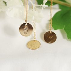 Cactus, Bee or I love you hand sign necklace. Perfect everyday necklace and great for layering with longer chains or a sweet gift for moms, sisters or friends. Hand stamped just for you in our California Studio. *** 14k gold filled, rose gold filled or sterling silver disc 13mm diameter. *** Stamped by hand. *** Satin finish, hammered or hammered edge. ***Chain is 16" or 18" available from drop down menu. You can choose material ( sterling silver , yellow gold filled or rose gold filled ) and ch I Love You Signs, Gold Disc Necklace, Hand Sign, Sign Necklace, Gold Disc, Everyday Necklace, One Drop, Disc Necklace, Pure Gold