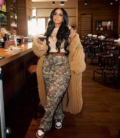 Plus Size Baddie Outfits, Camouflage Pants, Winter Fashion Outfits Casual, Looks Black, Camo Pants, Fall Fits, Streetwear Fashion Women, Outfit Inspo Fall, Cute Simple Outfits