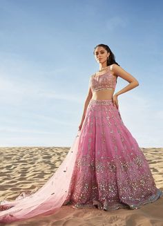 Lehenga Mirror Work, Ethnic Skirts, Lilac Lehenga, Mirror Work Dress, Shaadi Outfits, Lehenga Pink, Mehndi Outfit, Organza Lehenga, Desi Fits