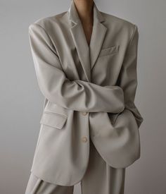 A stunning oversized and longer length blazer with three single buttons and slimline collar. Faux pocket details. Model is in size MINUSEY ONE SIZE. ✔️ Free worldwide express shipping over $100✔️ Loved by 6,500+ customers✔️ Limited edition collections, maximum styleStay ahead of the trend with can’t-find-anywhere-else staples. Your closet will thank you 💕 * MINUSEY ONE SIZE = EU 34-38, US 2-6* 72% Polyester / 22% Rayon / 4% Spandex / 2% Wool* Dry clean* Made in Korea - Model Height: 172cm/5'7" (US 2, EU 34) Suiting Fabric, Blazer Beige, Vest Blazer, Single Button Blazer, Wardrobe Tips, Outfits Chic, Nice Style, Oversized Blazer, Leather Dresses