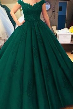 Contact+us:+lisamony@outlook.com Please+left+message+what+color+you+need+when+you+order+it.Besides+the+picture+color,+you+can+also+choose+any+color+you+want. Elegant+Ball+Gown+Green+Tulle+Prom+Dress+With+Lace Processing+time:+12-21+business+days Shipping+Time:+3-5+business+days "Fabric...