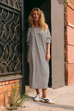 Tivoli Maxi October Outfits, Dresses Sundresses, Beach Styles, Beach Clothing, Pregnancy Looks, Column Dress, Long Dress Casual, Style Maxi Dress, Beach Summer