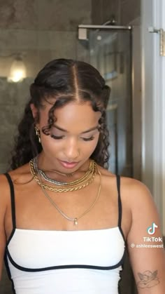 Ashlee West, Curly Hair Dos, Viking Hairstyles, Quick Curly Hairstyles, Curly Hair Beauty, Mixed Curly Hair, Viking Men, Curly Hair Videos, Curly Hair Tutorial