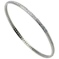 18KT White Gold Diamonds Garavelli Bangle BRACELET One row of white diamonds. 18kt GOLD gr : 12,00 WHITE DIAMONDS ct : 2,72 Cartier Love Bangle, Modern Bangle, White Gold Bangle, Modern Bracelets, Yellow Gold Bangle, Manik Manik, Bangle Bracelet Set, Diamond Bangles Bracelet, White Gold Bracelet