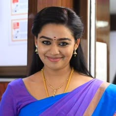 Gayatri Yuvaraj, Gayathri Yuvaraj, Prince Jewellery, Tamil Serial, Closeup Portrait, Indian People, Actress Without Makeup, Serial Actress, Fancy Blouse