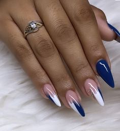 Classy Nail, Classy Nail Designs, New Nail Art, Oval Nails, Beautiful Flowers Pictures, Live Fashion, Mani Pedi, Flower Pictures