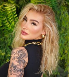 Henna Tattoo Designs Hand, Make Beauty, Henna Tattoo Designs, Henna Tattoo, Henna, Tattoo Designs, Tattoos, Makeup, Hair