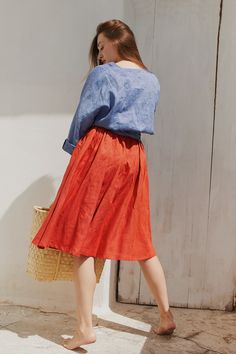 "Introducing our linen A-line skirt, a versatile addition to your wardrobe. This knee-length skirt offers a classic silhouette suitable for various occasions. Embrace your boho style with our boho linen skirt, featuring a relaxed design. The linen circle skirt adds a playful touch to your outfit.  Link to blouse: https://www.etsy.com/listing/1475636898/blue-linen-wrap-blouse-kimono-wrap-top Our high-waisted skirt enhances your figure, and the summer skirt collection offers lightweight options fo Kimono Wrap Top, Long Linen Skirt, Linen Midi Skirt, Skirt Linen, Linen Top Women, Linen Shirts Women, Skirt Knee Length, Linen Clothing, Clothing Summer