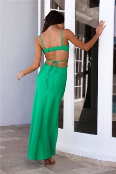 Length from shoulder to hem of size S: 134cm. Chest 37cm, Waist 33cm, size S. Maxi dress. Lined. Model is a standard XS and is wearing size XS. True to size. Non-stretch. Cutout. Tie-up. Gold closure. Zipper. Cold hand wash only. Polyester. Get your vacay 'fits sorted with the Islands Around Maxi Dress. Featuring a cutout at the waist and a tie-up design. Style with sandals for a look we're obsessed with. Vacay Fits, First Day Outfit, Brunch Dress, Prom Shopping, White Prom Dress, Bridal Shower Dress, Jumpsuits And Romper, Feather Dress, Maxi Dress Green