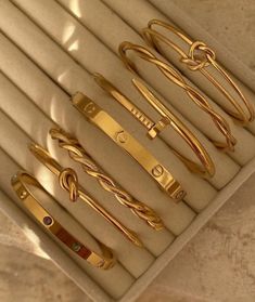 Bracelet For Girls Gold, Classy Gold Jewelry, Aesthetic Bracelet Ideas, Classy Rings