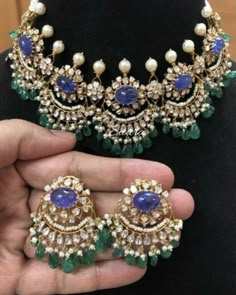 Gown Indian, Kundan Jewellery Set, Choker Necklace Designs, Antique Gold Jewelry Indian, Diamond Jewelry Set, Pearl Necklace Designs, Diamond Necklace Designs, Beaded Necklace Designs, Gold Wedding Jewelry