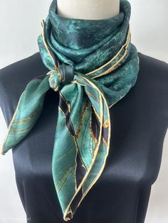 Vibrant turquoise green natural mulberry silk square scarf with size of 88 cm x 88 cm/ 35 in x 35 in. Hand-rolled golden edges with hand stitching finishing. Gorgeous, velvety turquoise print, embellished with dreamy golden-copper streaks. Soft and lustrous silk charmeuse, light weight, semi translucent, breathable and skin-friendly fabric feels very comfortable to wear. Can style in different ways: wear this scarf as a neck scarf, as a hair wrap scarf, as a head scarf, as a small shawl...Suitab Copper Streaks, Golden Copper, Hair Wrap Scarf, Silk Neck Scarf, Turquoise Print, Scarf Hair, Scarf Head, Silk Square Scarf, Square Silk Scarf