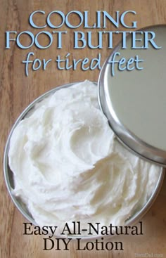 Easy Cooling Foot and Leg Butter Recipe Savon Diy, Diy Pedicure, Diy Lotion, Homemade Lotion, Homemade Bath Products, Natural Moisturizer, Body Butters, Tea Tree Essential Oil, Homemade Beauty