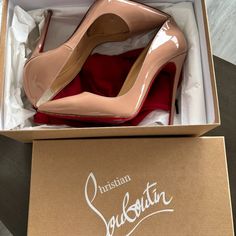 Christian Louboutin So Kate Nude Patent Pointed-Toe Red Sole Pump Size 6.5 Perfect Condition (Box Included Along With Clear Sole Protector) Hak Tinggi, Christian Louboutin Heels, Louboutin Heels, Pretty Shoes, Dream Shoes, Shoe Obsession, Gucci Bags, My Shoes, Suho