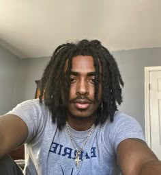 Loc Inspiration Men, Faux Locs Men Short, Messy Locs Men, 4c Dreads Men, Faux Locs On Men, Medium Length Locs Men, 4c Locs Men, Thick Dreads Men, Medium Size Locs Men